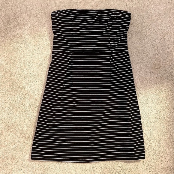 OLD Navy Striped Strapless Dress - Picture 1 of 9